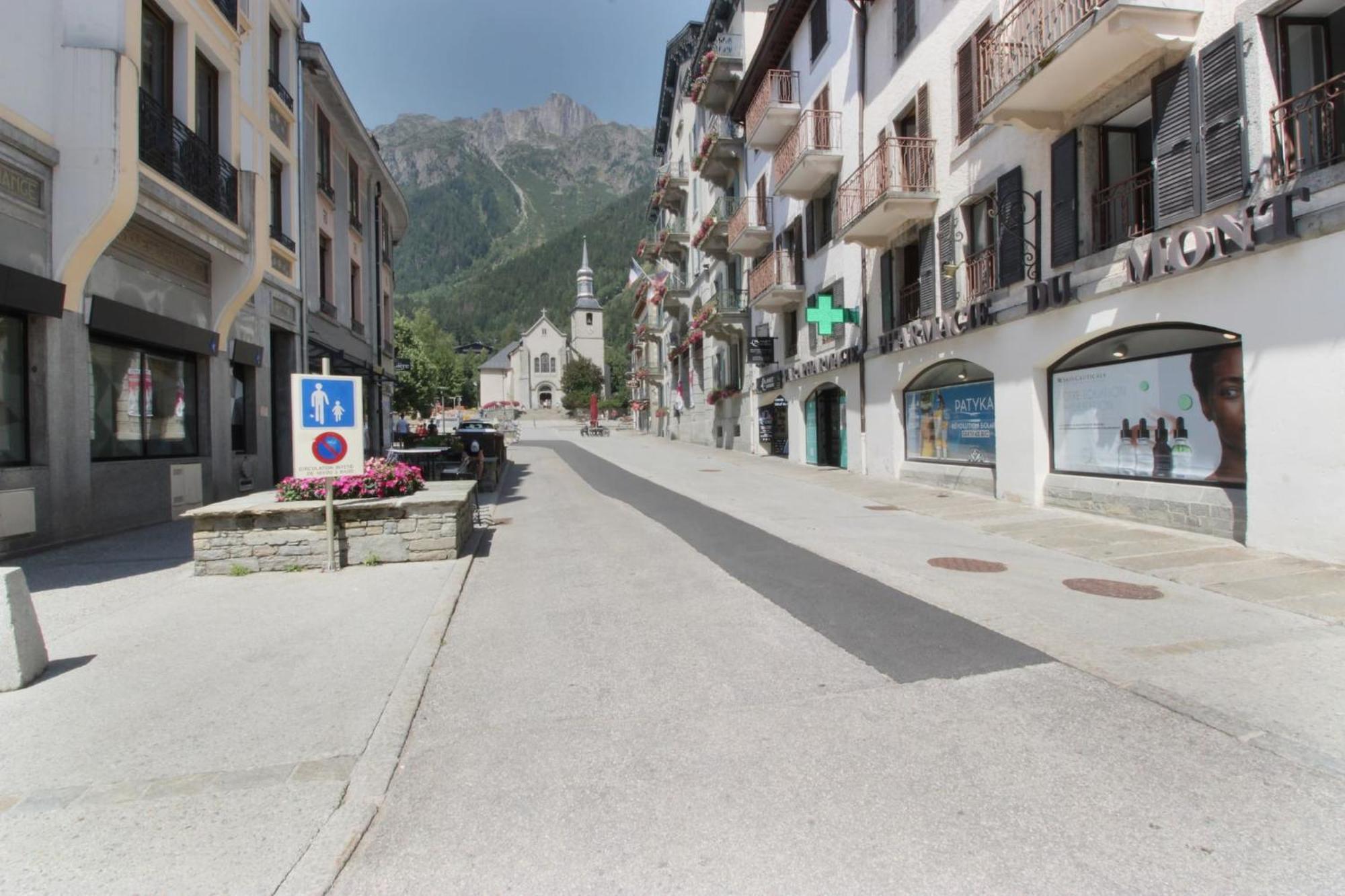 Nook 40 - Les Balances - Central Mont-Blanc Views Apartment Chamonix Exterior photo